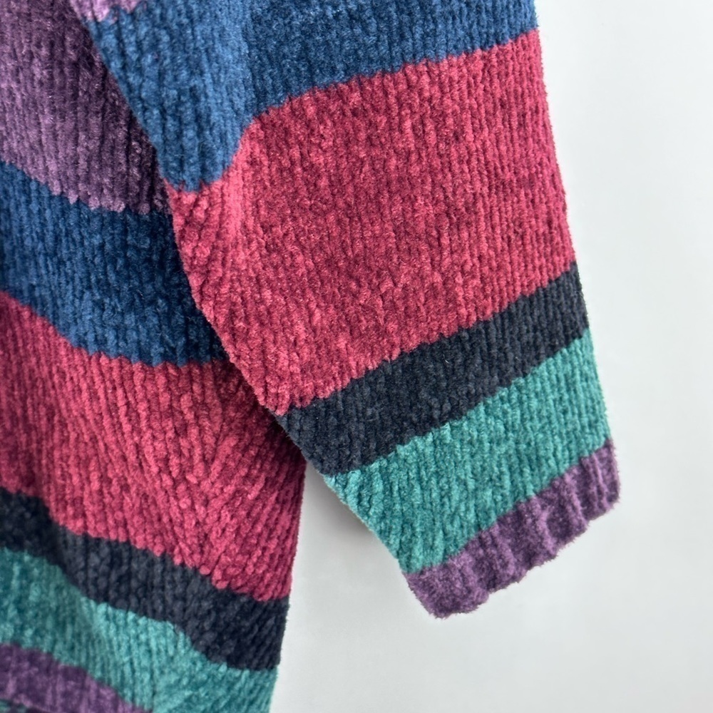 Women's Vintage Striped Silky Feel Sweater - Picture 3 of 7